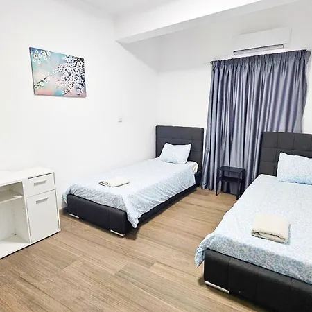 Downtown Rooms, 200m From Marina Privat bolig *
